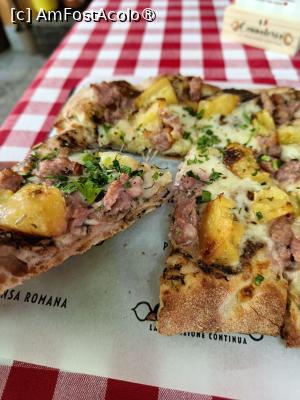 [P16] Pinsa cu salsiccia și cartofi la cuptor. » foto by tata123 🔱
 - 
<span class="allrVoted glyphicon glyphicon-heart hidden" id="av1535315"></span>
<a class="m-l-10 hidden" id="sv1535315" onclick="voting_Foto_DelVot(,1535315,4083)" role="button">șterge vot <span class="glyphicon glyphicon-remove"></span></a>
<a id="v91535315" class=" c-red"  onclick="voting_Foto_SetVot(1535315)" role="button"><span class="glyphicon glyphicon-heart-empty"></span> <b>LIKE</b> = Votează poza</a> <img class="hidden"  id="f1535315W9" src="/imagini/loader.gif" border="0" /><span class="AjErrMes hidden" id="e1535315ErM"></span>