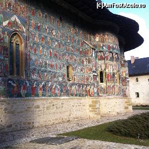 [P35] Biserica Mănăstirii Sucevița » foto by Yersinia Pestis
 - 
<span class="allrVoted glyphicon glyphicon-heart hidden" id="av578384"></span>
<a class="m-l-10 hidden" id="sv578384" onclick="voting_Foto_DelVot(,578384,4091)" role="button">șterge vot <span class="glyphicon glyphicon-remove"></span></a>
<a id="v9578384" class=" c-red"  onclick="voting_Foto_SetVot(578384)" role="button"><span class="glyphicon glyphicon-heart-empty"></span> <b>LIKE</b> = Votează poza</a> <img class="hidden"  id="f578384W9" src="/imagini/loader.gif" border="0" /><span class="AjErrMes hidden" id="e578384ErM"></span>