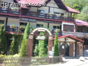 [P01] Cabana La Cetate, lângă Cetatea Poienari » foto by Mioritik
 - 
<span class="allrVoted glyphicon glyphicon-heart hidden" id="av1263906"></span>
<a class="m-l-10 hidden" id="sv1263906" onclick="voting_Foto_DelVot(,1263906,4095)" role="button">șterge vot <span class="glyphicon glyphicon-remove"></span></a>
<a id="v91263906" class=" c-red"  onclick="voting_Foto_SetVot(1263906)" role="button"><span class="glyphicon glyphicon-heart-empty"></span> <b>LIKE</b> = Votează poza</a> <img class="hidden"  id="f1263906W9" src="/imagini/loader.gif" border="0" /><span class="AjErrMes hidden" id="e1263906ErM"></span>