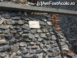 [P34] Cetatea Poienari - Locul porții de intrare în cetate.  » foto by iulianic
 - 
<span class="allrVoted glyphicon glyphicon-heart hidden" id="av694990"></span>
<a class="m-l-10 hidden" id="sv694990" onclick="voting_Foto_DelVot(,694990,4095)" role="button">șterge vot <span class="glyphicon glyphicon-remove"></span></a>
<a id="v9694990" class=" c-red"  onclick="voting_Foto_SetVot(694990)" role="button"><span class="glyphicon glyphicon-heart-empty"></span> <b>LIKE</b> = Votează poza</a> <img class="hidden"  id="f694990W9" src="/imagini/loader.gif" border="0" /><span class="AjErrMes hidden" id="e694990ErM"></span>