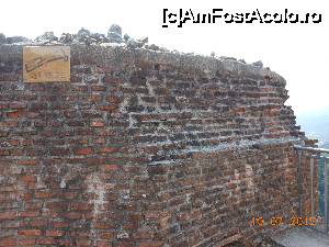[P36] Cetatea Poienari - Zidul de pe latura sudică.  » foto by iulianic
 - 
<span class="allrVoted glyphicon glyphicon-heart hidden" id="av694992"></span>
<a class="m-l-10 hidden" id="sv694992" onclick="voting_Foto_DelVot(,694992,4095)" role="button">șterge vot <span class="glyphicon glyphicon-remove"></span></a>
<a id="v9694992" class=" c-red"  onclick="voting_Foto_SetVot(694992)" role="button"><span class="glyphicon glyphicon-heart-empty"></span> <b>LIKE</b> = Votează poza</a> <img class="hidden"  id="f694992W9" src="/imagini/loader.gif" border="0" /><span class="AjErrMes hidden" id="e694992ErM"></span>