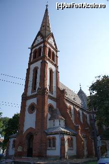 P04 [JUL-2010] Verestemplom, Biserica Roşie, din Méliusz tér