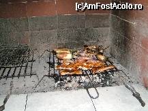 [P05] un grill in gradina la Anna Xofi » foto by Andc
 - 
<span class="allrVoted glyphicon glyphicon-heart hidden" id="av33437"></span>
<a class="m-l-10 hidden" id="sv33437" onclick="voting_Foto_DelVot(,33437,4153)" role="button">șterge vot <span class="glyphicon glyphicon-remove"></span></a>
<a id="v933437" class=" c-red"  onclick="voting_Foto_SetVot(33437)" role="button"><span class="glyphicon glyphicon-heart-empty"></span> <b>LIKE</b> = Votează poza</a> <img class="hidden"  id="f33437W9" src="/imagini/loader.gif" border="0" /><span class="AjErrMes hidden" id="e33437ErM"></span>