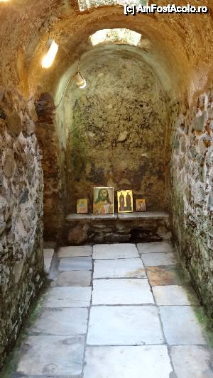 [P25] Prin întortocheatele catacombe în care temperatura nu depășea 20 de grade » foto by bog68
 - 
<span class="allrVoted glyphicon glyphicon-heart hidden" id="av455137"></span>
<a class="m-l-10 hidden" id="sv455137" onclick="voting_Foto_DelVot(,455137,4165)" role="button">șterge vot <span class="glyphicon glyphicon-remove"></span></a>
<a id="v9455137" class=" c-red"  onclick="voting_Foto_SetVot(455137)" role="button"><span class="glyphicon glyphicon-heart-empty"></span> <b>LIKE</b> = Votează poza</a> <img class="hidden"  id="f455137W9" src="/imagini/loader.gif" border="0" /><span class="AjErrMes hidden" id="e455137ErM"></span>