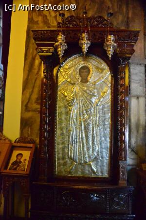 [P33] Prin Solun / Salonic - Biserica Sfântul Dumitru, icoană » foto by Dragoș_MD
 - 
<span class="allrVoted glyphicon glyphicon-heart hidden" id="av817374"></span>
<a class="m-l-10 hidden" id="sv817374" onclick="voting_Foto_DelVot(,817374,4165)" role="button">șterge vot <span class="glyphicon glyphicon-remove"></span></a>
<a id="v9817374" class=" c-red"  onclick="voting_Foto_SetVot(817374)" role="button"><span class="glyphicon glyphicon-heart-empty"></span> <b>LIKE</b> = Votează poza</a> <img class="hidden"  id="f817374W9" src="/imagini/loader.gif" border="0" /><span class="AjErrMes hidden" id="e817374ErM"></span>