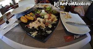 [P76] O masa delicioasa la Pizza Hut vis a vis de Turn » foto by Muffin2009*
 - 
<span class="allrVoted glyphicon glyphicon-heart hidden" id="av398072"></span>
<a class="m-l-10 hidden" id="sv398072" onclick="voting_Foto_DelVot(,398072,4165)" role="button">șterge vot <span class="glyphicon glyphicon-remove"></span></a>
<a id="v9398072" class=" c-red"  onclick="voting_Foto_SetVot(398072)" role="button"><span class="glyphicon glyphicon-heart-empty"></span> <b>LIKE</b> = Votează poza</a> <img class="hidden"  id="f398072W9" src="/imagini/loader.gif" border="0" /><span class="AjErrMes hidden" id="e398072ErM"></span>