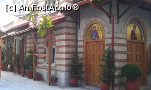 [P08] Interior la Mănăstirea Teodora din oraşul  Salonic, Grecia. » foto by traian.leuca †
 - 
<span class="allrVoted glyphicon glyphicon-heart hidden" id="av730000"></span>
<a class="m-l-10 hidden" id="sv730000" onclick="voting_Foto_DelVot(,730000,4165)" role="button">șterge vot <span class="glyphicon glyphicon-remove"></span></a>
<a id="v9730000" class=" c-red"  onclick="voting_Foto_SetVot(730000)" role="button"><span class="glyphicon glyphicon-heart-empty"></span> <b>LIKE</b> = Votează poza</a> <img class="hidden"  id="f730000W9" src="/imagini/loader.gif" border="0" /><span class="AjErrMes hidden" id="e730000ErM"></span>