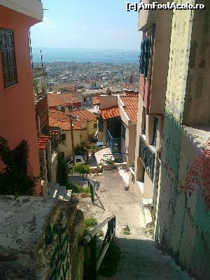 [P20] Salonic - straduta in Ano Poli » foto by calator2000
 - 
<span class="allrVoted glyphicon glyphicon-heart hidden" id="av565735"></span>
<a class="m-l-10 hidden" id="sv565735" onclick="voting_Foto_DelVot(,565735,4165)" role="button">șterge vot <span class="glyphicon glyphicon-remove"></span></a>
<a id="v9565735" class=" c-red"  onclick="voting_Foto_SetVot(565735)" role="button"><span class="glyphicon glyphicon-heart-empty"></span> <b>LIKE</b> = Votează poza</a> <img class="hidden"  id="f565735W9" src="/imagini/loader.gif" border="0" /><span class="AjErrMes hidden" id="e565735ErM"></span>