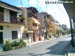 [P28] Salonic, Ano Poli - Str. Akropoleos » foto by calator2000
 - 
<span class="allrVoted glyphicon glyphicon-heart hidden" id="av566772"></span>
<a class="m-l-10 hidden" id="sv566772" onclick="voting_Foto_DelVot(,566772,4165)" role="button">șterge vot <span class="glyphicon glyphicon-remove"></span></a>
<a id="v9566772" class=" c-red"  onclick="voting_Foto_SetVot(566772)" role="button"><span class="glyphicon glyphicon-heart-empty"></span> <b>LIKE</b> = Votează poza</a> <img class="hidden"  id="f566772W9" src="/imagini/loader.gif" border="0" /><span class="AjErrMes hidden" id="e566772ErM"></span>