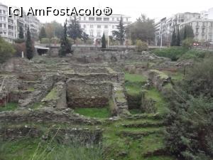 [P38] Şantierul arheologic din faţa monumentalei clădiri a ministerului Macedoniei şi Traciei numită Dokitirio (în fundal)  » foto by irinad
 - 
<span class="allrVoted glyphicon glyphicon-heart hidden" id="av816378"></span>
<a class="m-l-10 hidden" id="sv816378" onclick="voting_Foto_DelVot(,816378,4165)" role="button">șterge vot <span class="glyphicon glyphicon-remove"></span></a>
<a id="v9816378" class=" c-red"  onclick="voting_Foto_SetVot(816378)" role="button"><span class="glyphicon glyphicon-heart-empty"></span> <b>LIKE</b> = Votează poza</a> <img class="hidden"  id="f816378W9" src="/imagini/loader.gif" border="0" /><span class="AjErrMes hidden" id="e816378ErM"></span>