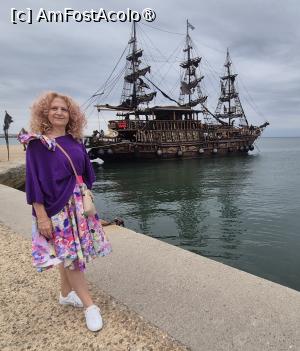 [P15] Creata pe insula Samos, a infruntat candva marile ca dragor de mine al Marinei in timpul celui de-al Doilea Razboi Mondial, iar mai tarziu si-a aruncat navoadele ca o simpla barca de pescuit.
Astazi, este mai mult decat o simpla nava, recunoscuta de Ministerul Culturii drept „nava traditionala”, monument plutitor de importanta istorica. » foto by geani anto
 - 
<span class="allrVoted glyphicon glyphicon-heart hidden" id="av1533825"></span>
<a class="m-l-10 hidden" id="sv1533825" onclick="voting_Foto_DelVot(,1533825,4165)" role="button">șterge vot <span class="glyphicon glyphicon-remove"></span></a>
<a id="v91533825" class=" c-red"  onclick="voting_Foto_SetVot(1533825)" role="button"><span class="glyphicon glyphicon-heart-empty"></span> <b>LIKE</b> = Votează poza</a> <img class="hidden"  id="f1533825W9" src="/imagini/loader.gif" border="0" /><span class="AjErrMes hidden" id="e1533825ErM"></span>