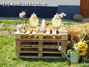 [P12] O limonada e bine venita dupa drumul parcurs pe jos, nu ca boierii cu 'taxi' » foto by DOINITA
 - 
<span class="allrVoted glyphicon glyphicon-heart hidden" id="av1028208"></span>
<a class="m-l-10 hidden" id="sv1028208" onclick="voting_Foto_DelVot(,1028208,4175)" role="button">șterge vot <span class="glyphicon glyphicon-remove"></span></a>
<a id="v91028208" class=" c-red"  onclick="voting_Foto_SetVot(1028208)" role="button"><span class="glyphicon glyphicon-heart-empty"></span> <b>LIKE</b> = Votează poza</a> <img class="hidden"  id="f1028208W9" src="/imagini/loader.gif" border="0" /><span class="AjErrMes hidden" id="e1028208ErM"></span>