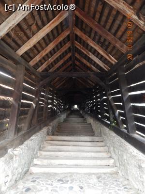 [P08] Scara Acoperita a Scolarilor - Sighisoara.  » foto by Diaura*
 - 
<span class="allrVoted glyphicon glyphicon-heart hidden" id="av1065252"></span>
<a class="m-l-10 hidden" id="sv1065252" onclick="voting_Foto_DelVot(,1065252,4175)" role="button">șterge vot <span class="glyphicon glyphicon-remove"></span></a>
<a id="v91065252" class=" c-red"  onclick="voting_Foto_SetVot(1065252)" role="button"><span class="glyphicon glyphicon-heart-empty"></span> <b>LIKE</b> = Votează poza</a> <img class="hidden"  id="f1065252W9" src="/imagini/loader.gif" border="0" /><span class="AjErrMes hidden" id="e1065252ErM"></span>