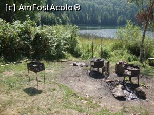 [P59] Loc amenajat pentru grătare pe malul lacului.  » foto by Floryn81
 - 
<span class="allrVoted glyphicon glyphicon-heart hidden" id="av800049"></span>
<a class="m-l-10 hidden" id="sv800049" onclick="voting_Foto_DelVot(,800049,4197)" role="button">șterge vot <span class="glyphicon glyphicon-remove"></span></a>
<a id="v9800049" class=" c-red"  onclick="voting_Foto_SetVot(800049)" role="button"><span class="glyphicon glyphicon-heart-empty"></span> <b>LIKE</b> = Votează poza</a> <img class="hidden"  id="f800049W9" src="/imagini/loader.gif" border="0" /><span class="AjErrMes hidden" id="e800049ErM"></span>