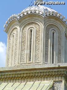 [P14] Manastirea Curtea de Arges - detaliu » foto by mario 110
 - 
<span class="allrVoted glyphicon glyphicon-heart hidden" id="av49039"></span>
<a class="m-l-10 hidden" id="sv49039" onclick="voting_Foto_DelVot(,49039,4208)" role="button">șterge vot <span class="glyphicon glyphicon-remove"></span></a>
<a id="v949039" class=" c-red"  onclick="voting_Foto_SetVot(49039)" role="button"><span class="glyphicon glyphicon-heart-empty"></span> <b>LIKE</b> = Votează poza</a> <img class="hidden"  id="f49039W9" src="/imagini/loader.gif" border="0" /><span class="AjErrMes hidden" id="e49039ErM"></span>