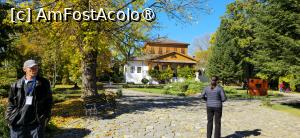 [P88] 88. După ce vizităm conacul boierilor Golescu, ..... » foto by msnd
 - 
<span class="allrVoted glyphicon glyphicon-heart hidden" id="av1504686"></span>
<a class="m-l-10 hidden" id="sv1504686" onclick="voting_Foto_DelVot(,1504686,4219)" role="button">șterge vot <span class="glyphicon glyphicon-remove"></span></a>
<a id="v91504686" class=" c-red"  onclick="voting_Foto_SetVot(1504686)" role="button"><span class="glyphicon glyphicon-heart-empty"></span> <b>LIKE</b> = Votează poza</a> <img class="hidden"  id="f1504686W9" src="/imagini/loader.gif" border="0" /><span class="AjErrMes hidden" id="e1504686ErM"></span>