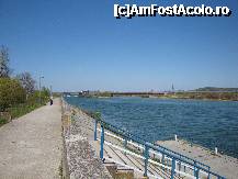 [P42] Digul care separă Parcul Ștrand din Pitești,de cursul Argeșului » foto by mariana.olaru
 - 
<span class="allrVoted glyphicon glyphicon-heart hidden" id="av306853"></span>
<a class="m-l-10 hidden" id="sv306853" onclick="voting_Foto_DelVot(,306853,4219)" role="button">șterge vot <span class="glyphicon glyphicon-remove"></span></a>
<a id="v9306853" class=" c-red"  onclick="voting_Foto_SetVot(306853)" role="button"><span class="glyphicon glyphicon-heart-empty"></span> <b>LIKE</b> = Votează poza</a> <img class="hidden"  id="f306853W9" src="/imagini/loader.gif" border="0" /><span class="AjErrMes hidden" id="e306853ErM"></span>