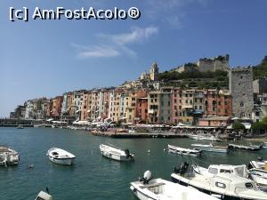 [P29] Portovenere; vedere de pe cheiul pe care am ancorat » foto by crismis
 - 
<span class="allrVoted glyphicon glyphicon-heart hidden" id="av934231"></span>
<a class="m-l-10 hidden" id="sv934231" onclick="voting_Foto_DelVot(,934231,4285)" role="button">șterge vot <span class="glyphicon glyphicon-remove"></span></a>
<a id="v9934231" class=" c-red"  onclick="voting_Foto_SetVot(934231)" role="button"><span class="glyphicon glyphicon-heart-empty"></span> <b>LIKE</b> = Votează poza</a> <img class="hidden"  id="f934231W9" src="/imagini/loader.gif" border="0" /><span class="AjErrMes hidden" id="e934231ErM"></span>