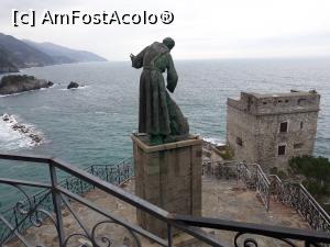 [P14] Monterosso - Statuia lui San Francesco. În față Turnul Aurora.  » foto by Aurici
 - 
<span class="allrVoted glyphicon glyphicon-heart hidden" id="av967111"></span>
<a class="m-l-10 hidden" id="sv967111" onclick="voting_Foto_DelVot(,967111,4285)" role="button">șterge vot <span class="glyphicon glyphicon-remove"></span></a>
<a id="v9967111" class=" c-red"  onclick="voting_Foto_SetVot(967111)" role="button"><span class="glyphicon glyphicon-heart-empty"></span> <b>LIKE</b> = Votează poza</a> <img class="hidden"  id="f967111W9" src="/imagini/loader.gif" border="0" /><span class="AjErrMes hidden" id="e967111ErM"></span>