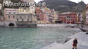 [P54] Portul din Vernazza.  » foto by Aurici
 - 
<span class="allrVoted glyphicon glyphicon-heart hidden" id="av967184"></span>
<a class="m-l-10 hidden" id="sv967184" onclick="voting_Foto_DelVot(,967184,4285)" role="button">șterge vot <span class="glyphicon glyphicon-remove"></span></a>
<a id="v9967184" class=" c-red"  onclick="voting_Foto_SetVot(967184)" role="button"><span class="glyphicon glyphicon-heart-empty"></span> <b>LIKE</b> = Votează poza</a> <img class="hidden"  id="f967184W9" src="/imagini/loader.gif" border="0" /><span class="AjErrMes hidden" id="e967184ErM"></span>