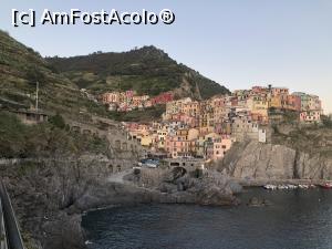 [P46] Manarola - soarele saruta marea la apus iar casele sunt tot mai spectaculoase » foto by mishu
 - 
<span class="allrVoted glyphicon glyphicon-heart hidden" id="av1290481"></span>
<a class="m-l-10 hidden" id="sv1290481" onclick="voting_Foto_DelVot(,1290481,4285)" role="button">șterge vot <span class="glyphicon glyphicon-remove"></span></a>
<a id="v91290481" class=" c-red"  onclick="voting_Foto_SetVot(1290481)" role="button"><span class="glyphicon glyphicon-heart-empty"></span> <b>LIKE</b> = Votează poza</a> <img class="hidden"  id="f1290481W9" src="/imagini/loader.gif" border="0" /><span class="AjErrMes hidden" id="e1290481ErM"></span>