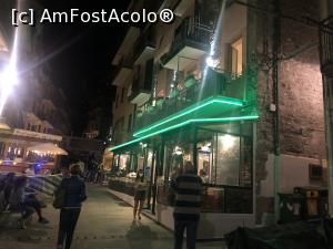 [P59] Manarola - Dar iata si restaurantul la care am mancat » foto by mishu
 - 
<span class="allrVoted glyphicon glyphicon-heart hidden" id="av1290494"></span>
<a class="m-l-10 hidden" id="sv1290494" onclick="voting_Foto_DelVot(,1290494,4285)" role="button">șterge vot <span class="glyphicon glyphicon-remove"></span></a>
<a id="v91290494" class=" c-red"  onclick="voting_Foto_SetVot(1290494)" role="button"><span class="glyphicon glyphicon-heart-empty"></span> <b>LIKE</b> = Votează poza</a> <img class="hidden"  id="f1290494W9" src="/imagini/loader.gif" border="0" /><span class="AjErrMes hidden" id="e1290494ErM"></span>