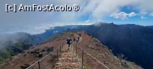 [P50] Spre Pico Ruivo » foto by irinad
 - 
<span class="allrVoted glyphicon glyphicon-heart hidden" id="av1506948"></span>
<a class="m-l-10 hidden" id="sv1506948" onclick="voting_Foto_DelVot(,1506948,4289)" role="button">șterge vot <span class="glyphicon glyphicon-remove"></span></a>
<a id="v91506948" class=" c-red"  onclick="voting_Foto_SetVot(1506948)" role="button"><span class="glyphicon glyphicon-heart-empty"></span> <b>LIKE</b> = Votează poza</a> <img class="hidden"  id="f1506948W9" src="/imagini/loader.gif" border="0" /><span class="AjErrMes hidden" id="e1506948ErM"></span>