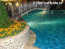 [P11] piscina noaptea. » foto by eibet
 - 
<span class="allrVoted glyphicon glyphicon-heart hidden" id="av106444"></span>
<a class="m-l-10 hidden" id="sv106444" onclick="voting_Foto_DelVot(,106444,4294)" role="button">șterge vot <span class="glyphicon glyphicon-remove"></span></a>
<a id="v9106444" class=" c-red"  onclick="voting_Foto_SetVot(106444)" role="button"><span class="glyphicon glyphicon-heart-empty"></span> <b>LIKE</b> = Votează poza</a> <img class="hidden"  id="f106444W9" src="/imagini/loader.gif" border="0" /><span class="AjErrMes hidden" id="e106444ErM"></span>