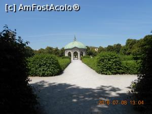 [P03] Hofgarten » foto by lilianaooo
 - 
<span class="allrVoted glyphicon glyphicon-heart hidden" id="av772339"></span>
<a class="m-l-10 hidden" id="sv772339" onclick="voting_Foto_DelVot(,772339,4310)" role="button">șterge vot <span class="glyphicon glyphicon-remove"></span></a>
<a id="v9772339" class=" c-red"  onclick="voting_Foto_SetVot(772339)" role="button"><span class="glyphicon glyphicon-heart-empty"></span> <b>LIKE</b> = Votează poza</a> <img class="hidden"  id="f772339W9" src="/imagini/loader.gif" border="0" /><span class="AjErrMes hidden" id="e772339ErM"></span>