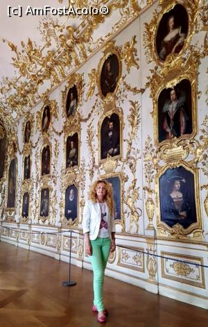 [P11] Residenz- galeria ancestrală » foto by geani anto
 - 
<span class="allrVoted glyphicon glyphicon-heart hidden" id="av904698"></span>
<a class="m-l-10 hidden" id="sv904698" onclick="voting_Foto_DelVot(,904698,4310)" role="button">șterge vot <span class="glyphicon glyphicon-remove"></span></a>
<a id="v9904698" class=" c-red"  onclick="voting_Foto_SetVot(904698)" role="button"><span class="glyphicon glyphicon-heart-empty"></span> <b>LIKE</b> = Votează poza</a> <img class="hidden"  id="f904698W9" src="/imagini/loader.gif" border="0" /><span class="AjErrMes hidden" id="e904698ErM"></span>