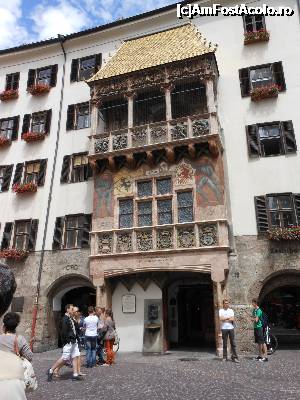 [P01] Innsbruck - Goldenes Dachl, Acoperișul de Aur, o bijuterie arhitectonică.  » foto by iulianic
 - 
<span class="allrVoted glyphicon glyphicon-heart hidden" id="av698234"></span>
<a class="m-l-10 hidden" id="sv698234" onclick="voting_Foto_DelVot(,698234,4343)" role="button">șterge vot <span class="glyphicon glyphicon-remove"></span></a>
<a id="v9698234" class=" c-red"  onclick="voting_Foto_SetVot(698234)" role="button"><span class="glyphicon glyphicon-heart-empty"></span> <b>LIKE</b> = Votează poza</a> <img class="hidden"  id="f698234W9" src="/imagini/loader.gif" border="0" /><span class="AjErrMes hidden" id="e698234ErM"></span>