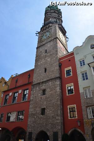 [P15] Innsbruck, Herzog Friedrich Strasse, Stadtturm (Turnul Orașului)  » foto by unq
 - 
<span class="allrVoted glyphicon glyphicon-heart hidden" id="av479805"></span>
<a class="m-l-10 hidden" id="sv479805" onclick="voting_Foto_DelVot(,479805,4343)" role="button">șterge vot <span class="glyphicon glyphicon-remove"></span></a>
<a id="v9479805" class=" c-red"  onclick="voting_Foto_SetVot(479805)" role="button"><span class="glyphicon glyphicon-heart-empty"></span> <b>LIKE</b> = Votează poza</a> <img class="hidden"  id="f479805W9" src="/imagini/loader.gif" border="0" /><span class="AjErrMes hidden" id="e479805ErM"></span>