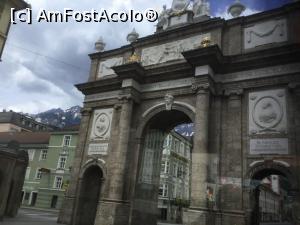 [P55] Innsbruck - Si am ajuns si la Arcul de Triumf, vazut de o parte » foto by mishu
 - 
<span class="allrVoted glyphicon glyphicon-heart hidden" id="av981807"></span>
<a class="m-l-10 hidden" id="sv981807" onclick="voting_Foto_DelVot(,981807,4343)" role="button">șterge vot <span class="glyphicon glyphicon-remove"></span></a>
<a id="v9981807" class=" c-red"  onclick="voting_Foto_SetVot(981807)" role="button"><span class="glyphicon glyphicon-heart-empty"></span> <b>LIKE</b> = Votează poza</a> <img class="hidden"  id="f981807W9" src="/imagini/loader.gif" border="0" /><span class="AjErrMes hidden" id="e981807ErM"></span>