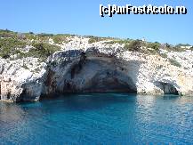 P23 [JUN-2010] Zakinthos - blue caves