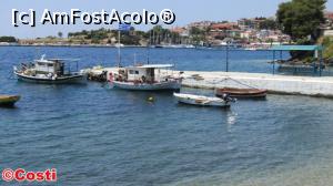 [P28] Portul din Neos Marmaras » foto by Costi
 - 
<span class="allrVoted glyphicon glyphicon-heart hidden" id="av866918"></span>
<a class="m-l-10 hidden" id="sv866918" onclick="voting_Foto_DelVot(,866918,4378)" role="button">șterge vot <span class="glyphicon glyphicon-remove"></span></a>
<a id="v9866918" class=" c-red"  onclick="voting_Foto_SetVot(866918)" role="button"><span class="glyphicon glyphicon-heart-empty"></span> <b>LIKE</b> = Votează poza</a> <img class="hidden"  id="f866918W9" src="/imagini/loader.gif" border="0" /><span class="AjErrMes hidden" id="e866918ErM"></span>