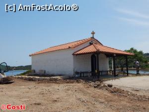 [P45] Biserica Agios Nikolaos, la sud de Paliouri » foto by Costi
 - 
<span class="allrVoted glyphicon glyphicon-heart hidden" id="av866935"></span>
<a class="m-l-10 hidden" id="sv866935" onclick="voting_Foto_DelVot(,866935,4378)" role="button">șterge vot <span class="glyphicon glyphicon-remove"></span></a>
<a id="v9866935" class=" c-red"  onclick="voting_Foto_SetVot(866935)" role="button"><span class="glyphicon glyphicon-heart-empty"></span> <b>LIKE</b> = Votează poza</a> <img class="hidden"  id="f866935W9" src="/imagini/loader.gif" border="0" /><span class="AjErrMes hidden" id="e866935ErM"></span>