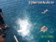 [P14] sarituri in mare » foto by adryana
 - 
<span class="allrVoted glyphicon glyphicon-heart hidden" id="av109800"></span>
<a class="m-l-10 hidden" id="sv109800" onclick="voting_Foto_DelVot(,109800,4378)" role="button">șterge vot <span class="glyphicon glyphicon-remove"></span></a>
<a id="v9109800" class=" c-red"  onclick="voting_Foto_SetVot(109800)" role="button"><span class="glyphicon glyphicon-heart-empty"></span> <b>LIKE</b> = Votează poza</a> <img class="hidden"  id="f109800W9" src="/imagini/loader.gif" border="0" /><span class="AjErrMes hidden" id="e109800ErM"></span>