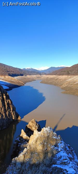 [P16] Lacul de acumulare în amonte. » foto by tata123 🔱
 - 
<span class="allrVoted glyphicon glyphicon-heart hidden" id="av1514790"></span>
<a class="m-l-10 hidden" id="sv1514790" onclick="voting_Foto_DelVot(,1514790,4399)" role="button">șterge vot <span class="glyphicon glyphicon-remove"></span></a>
<a id="v91514790" class=" c-red"  onclick="voting_Foto_SetVot(1514790)" role="button"><span class="glyphicon glyphicon-heart-empty"></span> <b>LIKE</b> = Votează poza</a> <img class="hidden"  id="f1514790W9" src="/imagini/loader.gif" border="0" /><span class="AjErrMes hidden" id="e1514790ErM"></span>