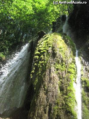 [P05] Cascada Beusnita, maretia si spectacolul naturii » foto by senateo
 - 
<span class="allrVoted glyphicon glyphicon-heart hidden" id="av541534"></span>
<a class="m-l-10 hidden" id="sv541534" onclick="voting_Foto_DelVot(,541534,4404)" role="button">șterge vot <span class="glyphicon glyphicon-remove"></span></a>
<a id="v9541534" class=" c-red"  onclick="voting_Foto_SetVot(541534)" role="button"><span class="glyphicon glyphicon-heart-empty"></span> <b>LIKE</b> = Votează poza</a> <img class="hidden"  id="f541534W9" src="/imagini/loader.gif" border="0" /><span class="AjErrMes hidden" id="e541534ErM"></span>