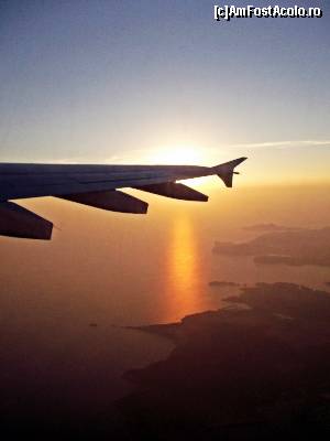 [P14] Ibiza din avion... hihih » foto by GabrielaG
 - 
<span class="allrVoted glyphicon glyphicon-heart hidden" id="av604668"></span>
<a class="m-l-10 hidden" id="sv604668" onclick="voting_Foto_DelVot(,604668,4407)" role="button">șterge vot <span class="glyphicon glyphicon-remove"></span></a>
<a id="v9604668" class=" c-red"  onclick="voting_Foto_SetVot(604668)" role="button"><span class="glyphicon glyphicon-heart-empty"></span> <b>LIKE</b> = Votează poza</a> <img class="hidden"  id="f604668W9" src="/imagini/loader.gif" border="0" /><span class="AjErrMes hidden" id="e604668ErM"></span>