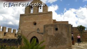 [P51] 50. În punctul cel mai înalt al Castelului se află o biserică.  » foto by msnd
 - 
<span class="allrVoted glyphicon glyphicon-heart hidden" id="av780591"></span>
<a class="m-l-10 hidden" id="sv780591" onclick="voting_Foto_DelVot(,780591,4407)" role="button">șterge vot <span class="glyphicon glyphicon-remove"></span></a>
<a id="v9780591" class=" c-red"  onclick="voting_Foto_SetVot(780591)" role="button"><span class="glyphicon glyphicon-heart-empty"></span> <b>LIKE</b> = Votează poza</a> <img class="hidden"  id="f780591W9" src="/imagini/loader.gif" border="0" /><span class="AjErrMes hidden" id="e780591ErM"></span>