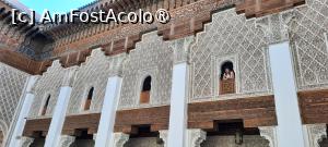 [P45] Marrakech, Medresa Ben Youssef, Perete bogat decorat cu o combinație de lemn sculptat, stuc lucrat și inserții de zellige, toate lucrate manual » foto by mprofeanu
 - 
<span class="allrVoted glyphicon glyphicon-heart hidden" id="av1505103"></span>
<a class="m-l-10 hidden" id="sv1505103" onclick="voting_Foto_DelVot(,1505103,4416)" role="button">șterge vot <span class="glyphicon glyphicon-remove"></span></a>
<a id="v91505103" class=" c-red"  onclick="voting_Foto_SetVot(1505103)" role="button"><span class="glyphicon glyphicon-heart-empty"></span> <b>LIKE</b> = Votează poza</a> <img class="hidden"  id="f1505103W9" src="/imagini/loader.gif" border="0" /><span class="AjErrMes hidden" id="e1505103ErM"></span>