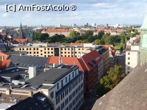 [P59] Copenhaga - turnul rotund, altă vedere de sus » foto by Dragoș_MD
 - 
<span class="allrVoted glyphicon glyphicon-heart hidden" id="av1512577"></span>
<a class="m-l-10 hidden" id="sv1512577" onclick="voting_Foto_DelVot(,1512577,4424)" role="button">șterge vot <span class="glyphicon glyphicon-remove"></span></a>
<a id="v91512577" class=" c-red"  onclick="voting_Foto_SetVot(1512577)" role="button"><span class="glyphicon glyphicon-heart-empty"></span> <b>LIKE</b> = Votează poza</a> <img class="hidden"  id="f1512577W9" src="/imagini/loader.gif" border="0" /><span class="AjErrMes hidden" id="e1512577ErM"></span>