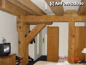 [P83] În cameră. Foarte greu de trecut cu vederea – grinzile de care vorbeam » foto by abancor
 - 
<span class="allrVoted glyphicon glyphicon-heart hidden" id="av417640"></span>
<a class="m-l-10 hidden" id="sv417640" onclick="voting_Foto_DelVot(,417640,4424)" role="button">șterge vot <span class="glyphicon glyphicon-remove"></span></a>
<a id="v9417640" class=" c-red"  onclick="voting_Foto_SetVot(417640)" role="button"><span class="glyphicon glyphicon-heart-empty"></span> <b>LIKE</b> = Votează poza</a> <img class="hidden"  id="f417640W9" src="/imagini/loader.gif" border="0" /><span class="AjErrMes hidden" id="e417640ErM"></span>
