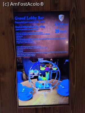 [P50] Teleferic Grand Hotel; servicii » foto by crismis
 - 
<span class="allrVoted glyphicon glyphicon-heart hidden" id="av1493459"></span>
<a class="m-l-10 hidden" id="sv1493459" onclick="voting_Foto_DelVot(,1493459,4449)" role="button">șterge vot <span class="glyphicon glyphicon-remove"></span></a>
<a id="v91493459" class=" c-red"  onclick="voting_Foto_SetVot(1493459)" role="button"><span class="glyphicon glyphicon-heart-empty"></span> <b>LIKE</b> = Votează poza</a> <img class="hidden"  id="f1493459W9" src="/imagini/loader.gif" border="0" /><span class="AjErrMes hidden" id="e1493459ErM"></span>