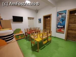 [P64] Teleferic Grand Hotel; camera de joacă pentru copii » foto by crismis
 - 
<span class="allrVoted glyphicon glyphicon-heart hidden" id="av1493473"></span>
<a class="m-l-10 hidden" id="sv1493473" onclick="voting_Foto_DelVot(,1493473,4449)" role="button">șterge vot <span class="glyphicon glyphicon-remove"></span></a>
<a id="v91493473" class=" c-red"  onclick="voting_Foto_SetVot(1493473)" role="button"><span class="glyphicon glyphicon-heart-empty"></span> <b>LIKE</b> = Votează poza</a> <img class="hidden"  id="f1493473W9" src="/imagini/loader.gif" border="0" /><span class="AjErrMes hidden" id="e1493473ErM"></span>