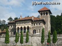 [P02] Busteni - Castelul Cantacuzino. » foto by Horia
 - 
<span class="allrVoted glyphicon glyphicon-heart hidden" id="av141027"></span>
<a class="m-l-10 hidden" id="sv141027" onclick="voting_Foto_DelVot(,141027,4537)" role="button">șterge vot <span class="glyphicon glyphicon-remove"></span></a>
<a id="v9141027" class=" c-red"  onclick="voting_Foto_SetVot(141027)" role="button"><span class="glyphicon glyphicon-heart-empty"></span> <b>LIKE</b> = Votează poza</a> <img class="hidden"  id="f141027W9" src="/imagini/loader.gif" border="0" /><span class="AjErrMes hidden" id="e141027ErM"></span>