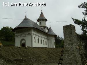 [P26] Pe Valea Bistriței, de la Piatra Neamț la Bicaz. Mănăstirea Pângărați - Biserica nouă. » foto by iulianic
 - 
<span class="allrVoted glyphicon glyphicon-heart hidden" id="av1187797"></span>
<a class="m-l-10 hidden" id="sv1187797" onclick="voting_Foto_DelVot(,1187797,4549)" role="button">șterge vot <span class="glyphicon glyphicon-remove"></span></a>
<a id="v91187797" class=" c-red"  onclick="voting_Foto_SetVot(1187797)" role="button"><span class="glyphicon glyphicon-heart-empty"></span> <b>LIKE</b> = Votează poza</a> <img class="hidden"  id="f1187797W9" src="/imagini/loader.gif" border="0" /><span class="AjErrMes hidden" id="e1187797ErM"></span>