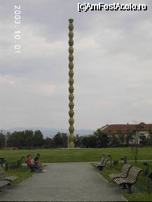 [P04] În parcul coloanei fără sfârşit poţi petrece câteva clipe pe o bancă, admirând în linişte priveliştea » foto by Costi
 - 
<span class="allrVoted glyphicon glyphicon-heart hidden" id="av41128"></span>
<a class="m-l-10 hidden" id="sv41128" onclick="voting_Foto_DelVot(,41128,4551)" role="button">șterge vot <span class="glyphicon glyphicon-remove"></span></a>
<a id="v941128" class=" c-red"  onclick="voting_Foto_SetVot(41128)" role="button"><span class="glyphicon glyphicon-heart-empty"></span> <b>LIKE</b> = Votează poza</a> <img class="hidden"  id="f41128W9" src="/imagini/loader.gif" border="0" /><span class="AjErrMes hidden" id="e41128ErM"></span>