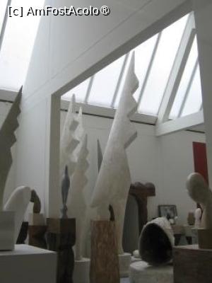 [P15] Sculpturi în atelierul lui Brancuşi din Paris » foto by Michi
 - 
<span class="allrVoted glyphicon glyphicon-heart hidden" id="av1495193"></span>
<a class="m-l-10 hidden" id="sv1495193" onclick="voting_Foto_DelVot(,1495193,4551)" role="button">șterge vot <span class="glyphicon glyphicon-remove"></span></a>
<a id="v91495193" class=" c-red"  onclick="voting_Foto_SetVot(1495193)" role="button"><span class="glyphicon glyphicon-heart-empty"></span> <b>LIKE</b> = Votează poza</a> <img class="hidden"  id="f1495193W9" src="/imagini/loader.gif" border="0" /><span class="AjErrMes hidden" id="e1495193ErM"></span>